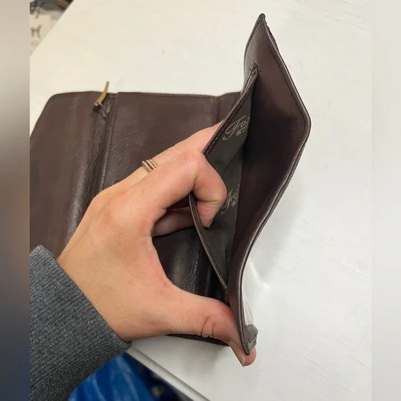 Fossil Deep Brown Pebbled Leather Tri-fold Wallet Card Slots & Zip Pockets - Picture 4 of 10